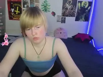 cattie_w_ — GOAL: Tease my top [38 tokens remaining] Welcome to my room! #nonude #blonde #young #new #feet