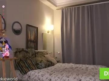 Freechat cheekie_breekie on Chaturbate