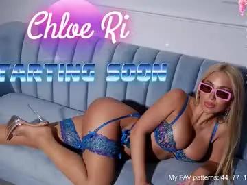 chloe_ri — Current Goal: BOOBS tease at 2222 tokens -- Next Goal: Suck fingers with Cream -- type /menu to play with me! #lovense #bigboobs #heels #stockings [565 tokens to goal]