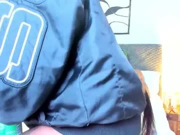 Freechat cinnamon_lips07 on Chaturbate