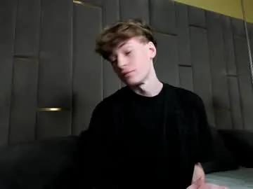 Freechat curlytwinkboy on Chaturbate