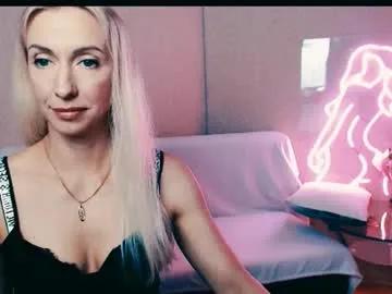 Freechat cute_smile_shy on Chaturbate