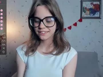 Freechat cutefluffy on Chaturbate