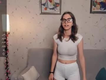 Freechat cutefluffy on Chaturbate