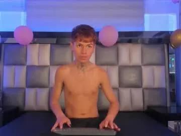 damian_js — off shirt [70 tokens remaining]