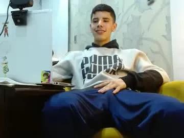 Freechat delglo on Chaturbate