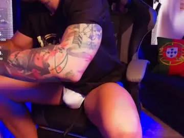 Freechat dickdamian_ on Chaturbate