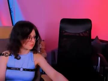 Freechat doll_vey on Chaturbate