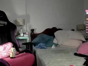 dulcejulia on Chaturbate