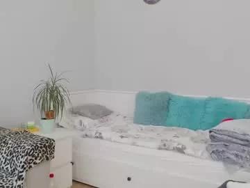 emerald_kittycat on Chaturbate 