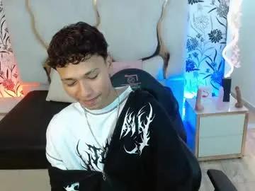 Freechat ette_tay on Chaturbate