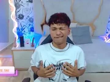 Freechat ette_tay on Chaturbate