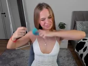 feel_our_vibe — goal:Jump with straps down ;) // Do girls wear panties under shorts?? // #tease #sexy #skinny #smile #smalltits [98 tokens remaining]