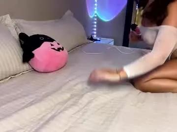 Freechat flexyroxxxy on Chaturbate