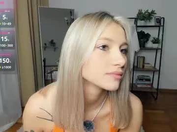 glossybabe_ — wish me good luck happy friday! lovense work !? ... call me Cherry :) #18 #bigboobs #new #blonde #teen [10 tokens remaining]