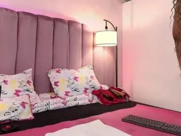 Private hallybans on Chaturbate