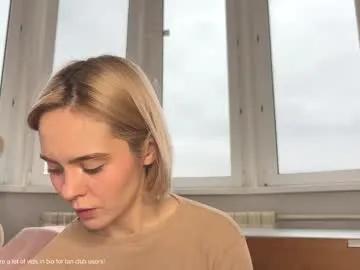 honey_sunshine — cum + huge rain squirt! tip99/169/222/500/1000 and I cum like ocean [3904 tokens left] #squirt #bigass #anal #braces #milk