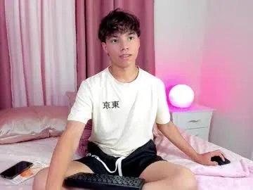 Freechat honeymoon_sariel on Chaturbate