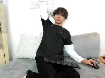 Freechat honeymoon_sariel on Chaturbate