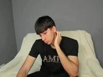 Freechat hotflirtyfella on Chaturbate