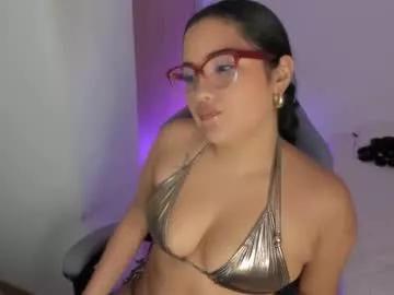 juli_santos_22 on Chaturbate
