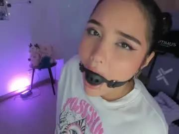 juli_santos_22 on Chaturbate