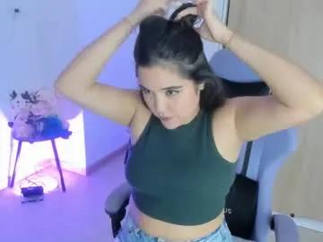 juli_santos_22 on Chaturbate