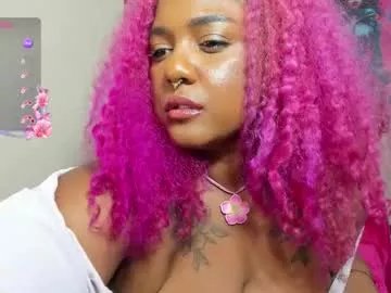 Private justgisselle on Chaturbate