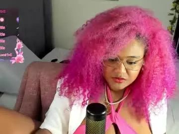 Private justgisselle on Chaturbate
