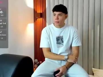 Freechat justin_mack_ on Chaturbate