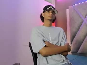 Freechat kenix_7 on Chaturbate