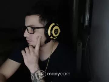 Freechat kevinnlovely on Chaturbate