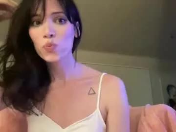 kikihart on Chaturbate 