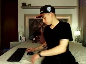 kinkypetite1 — GOAL:  FUCK IN DOGGY STYLE  [345 tokens remaining]  Pareja real, qumica real  #pregnant  #slave #couple #anal #bdsm