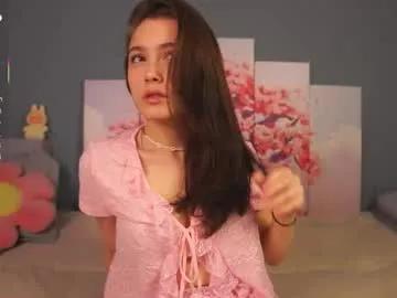 Freechat kissiekat on Chaturbate