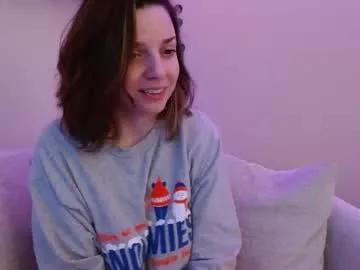 Freechat kitatochips on Chaturbate