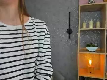 lakishaclepper — Goal: oil on tits + water Hello, my name is Bella, I'm #new here!! #shy #18 #lovense #teen [54 tokens remaining]