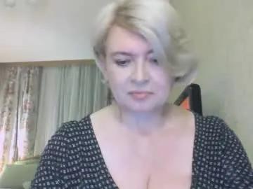 laramrs — Hello! Glad to see you here, let's make our communication amazing together. #new #nonude #mature #natural #lady [280 tokens remaining]