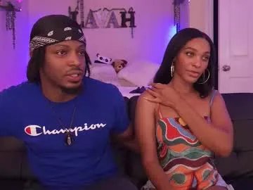 Freechat lavahmoon on Chaturbate