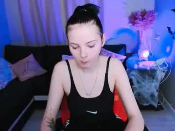 leila_xxbaby on Chaturbate