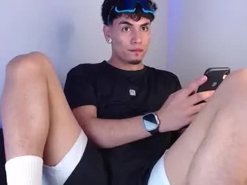 Freechat liam_ruiz_ on Chaturbate