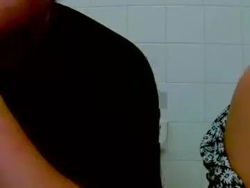 Freechat lilbratty_clouds_ogpuffdragon on Chaturbate