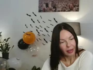 little_nicole_ on Chaturbate