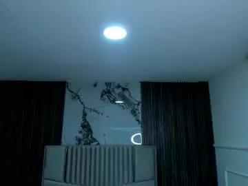 lolaangellx on Chaturbate