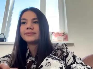 lovelyy_lovely on Chaturbate