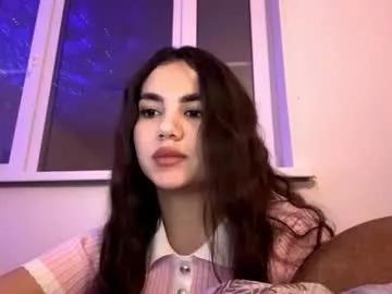 lovelyy_lovely on Chaturbate