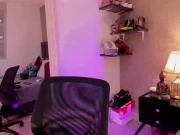 mariana_c on Chaturbate
