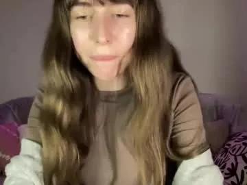 Freechat maroonaaa on Chaturbate