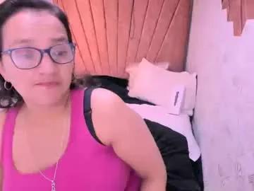 Away marylinmilf on Chaturbate