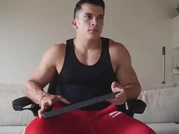 Freechat maximohoot on Chaturbate